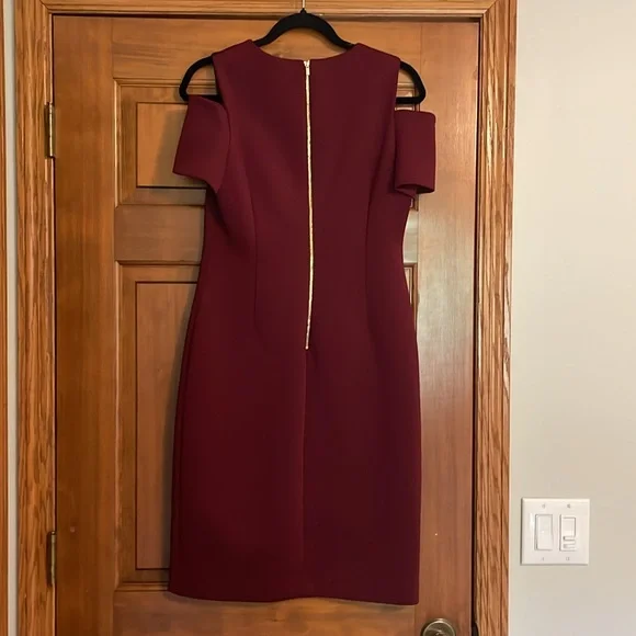 CALVIN KLEIN maroon knee-length cold shoulder dress - Picture 6 of 6
